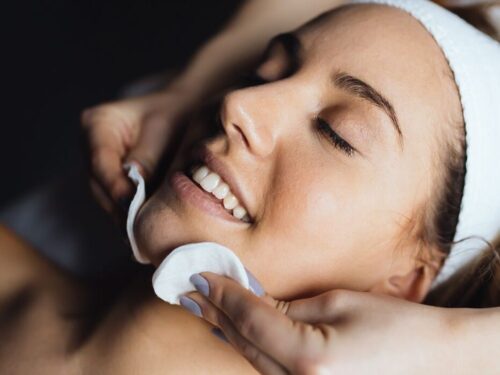 FACIAL REJUVENATION INDIAN TECHNIQUE (60 MIN)