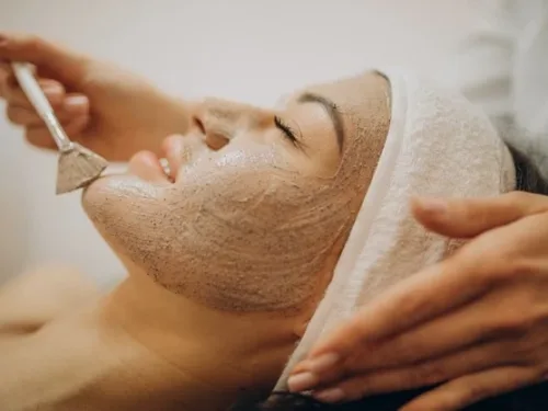 FACIAL | WHITENING TREATMENT (80 MIN)