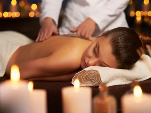 HERBAL POUCH MASSAGE